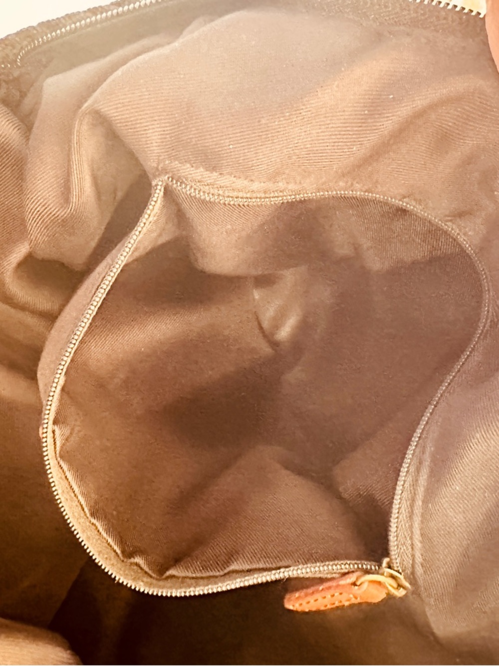The Sak Large Bucket Bag - Picture 10 of 12